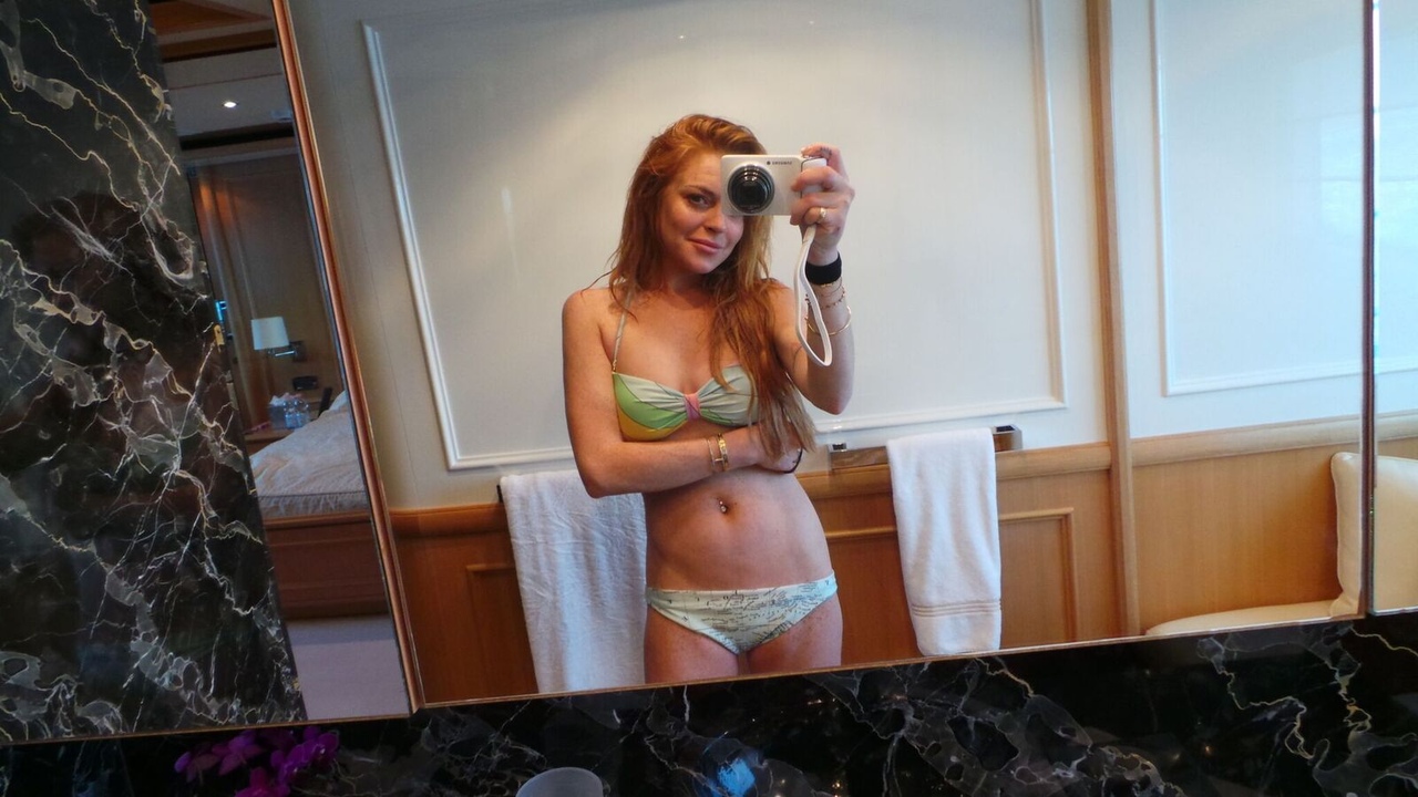 Линдси Лохан (Lindsay Lohan) - приватные селфи из iCloud (2013) .