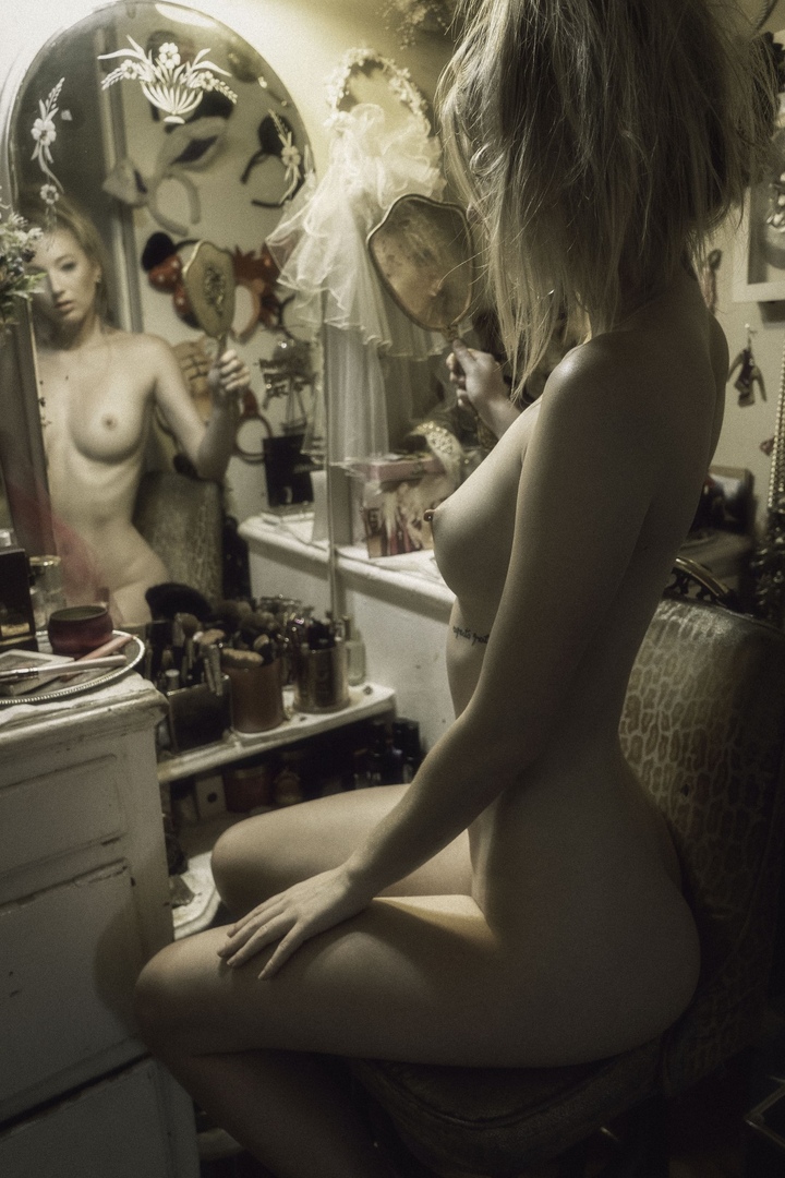 Кейли Киллион (Kaylee Killion) голая - фото Ryan Hattaway.